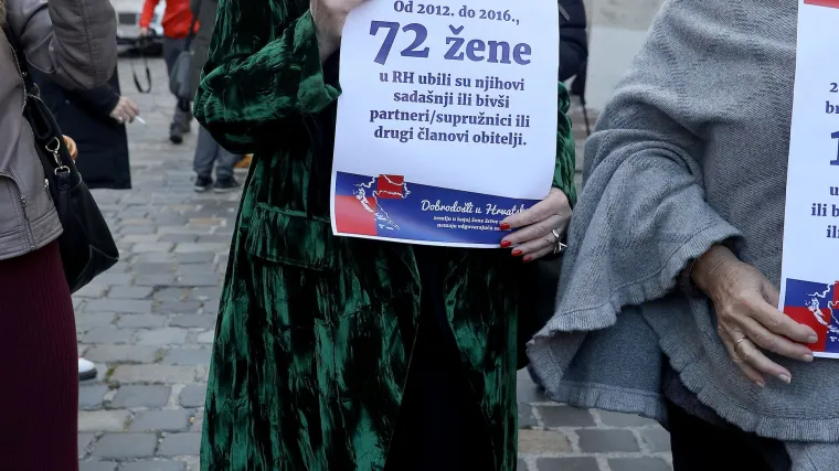 Ispred Sabora prosvjedna akcija za ratifikaciju Istanbulske konvencije: prosvjedu se pridružili i brojni političari