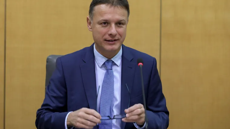 Mijenja se Poslovnik: vladajućima dosta zloupotrebe stanki i replika