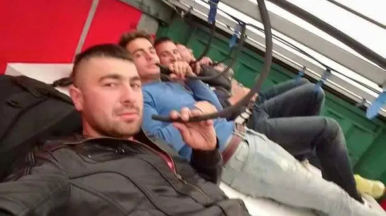 Selfie albanskih ilegalaca iz kamiona zgrozio javnost