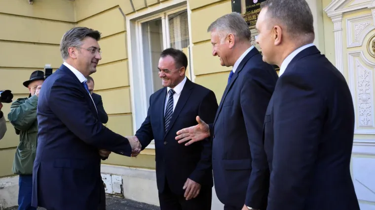 'Ako se optužbe pokažu točnima, on će morati odstupiti'