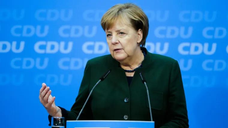 Merkel osudila napad nožem na gradonačelnika koji podržava primanje izbjeglica