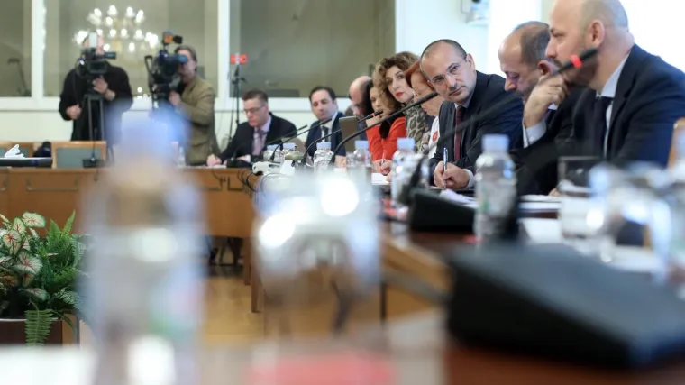 Odbor za Ustav većinom glasova vladajuće većine odlučio da Povjerenstvo za Agrokor prestaje s radom