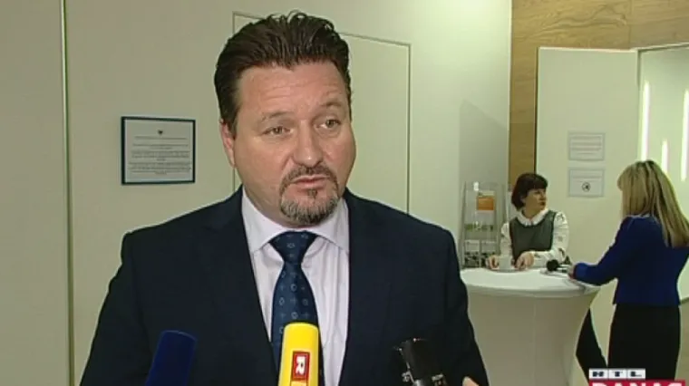 Hoće li pože&scaron;ki HDZ-ovci dobiti mig iz Zagreba i sru&scaron;iti župana Toma&scaron;evića, osumnjičenog za nasilje?