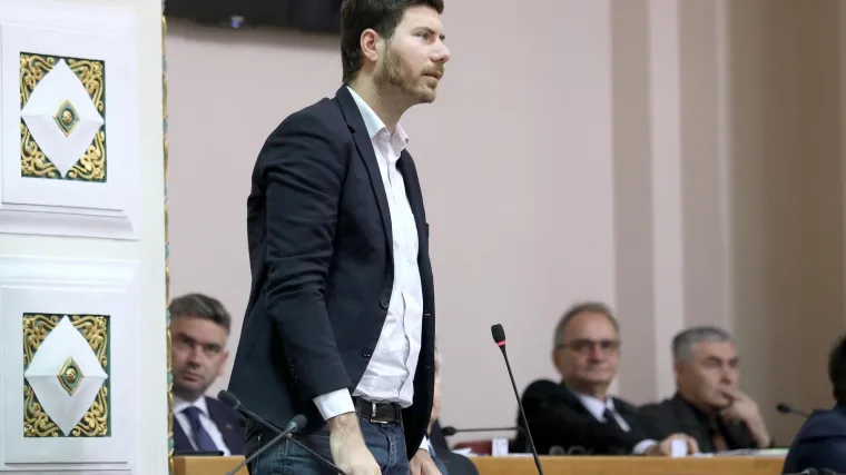 Manjinci glasovali protiv sebe: Živi zid zatražio vi&scaron;e novca za nacionalne manjine iz Proračuna - odbili prihvatiti