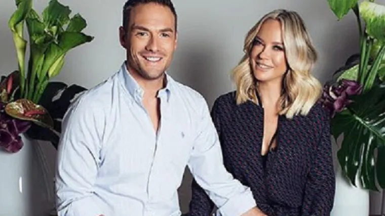 Pjevačica ne skida osmijeh s lica u blizini dečka Nenada