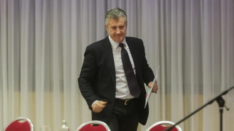 'Do&scaron;ao sam ovdje, a vi promovirate &Scaron;imića. Zna&scaron; kad će on biti predsjednik...'