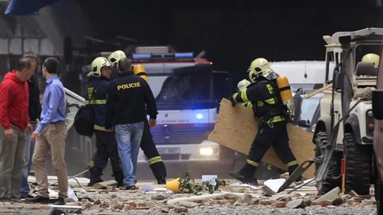 Sru&scaron;io se pje&scaron;ački most u Pragu: četiri osobe ozlijeđene!