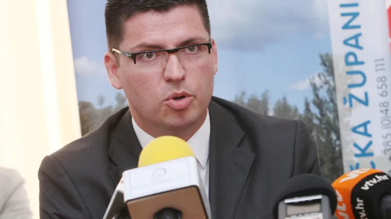 Policija je upala u centar Pi&scaron;kornica