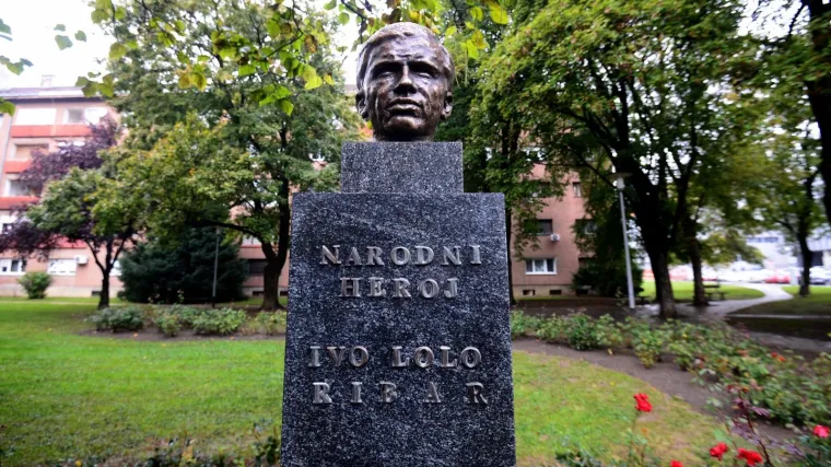 Bandić ple&scaron;e kako Hasanbegović puca: uklanja se bista Ive Lole Ribara