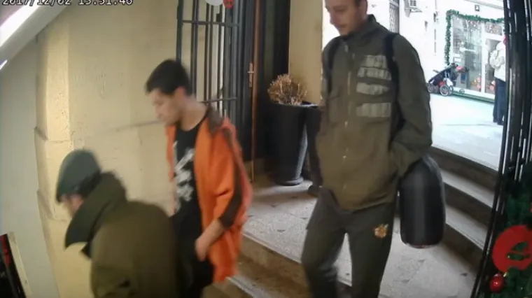 Prepoznajte li ovog mu&scaron;karca? Ukrao vrijednu lokomotivu s makete u centru Zagreba