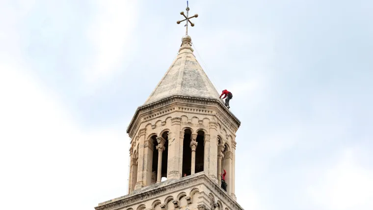 Sve za 'lajk': Neograđeni zvonik Sv. Duje sve je če&scaron;ća lokacija za naslikavanje selfieja