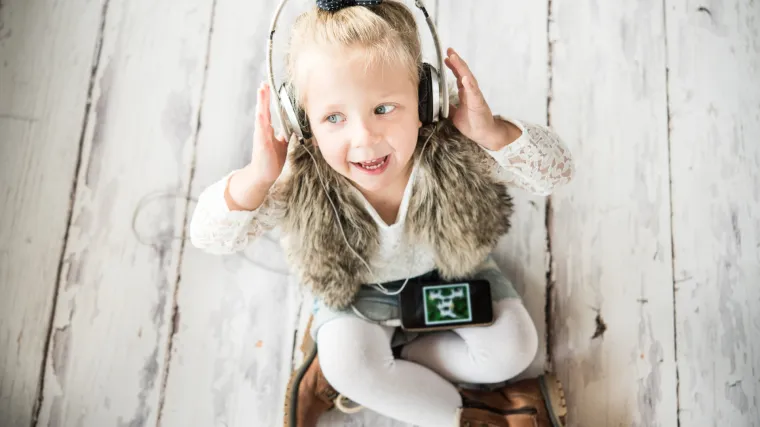 'Ne tata, neeee!': urnebesna reakcija djevojčice kad tata pjeva uz njenu omiljenu pjesmu