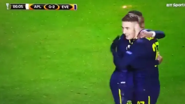 Asistirao, a zatim zabio i golčinu u velikoj pobjedi Evertona