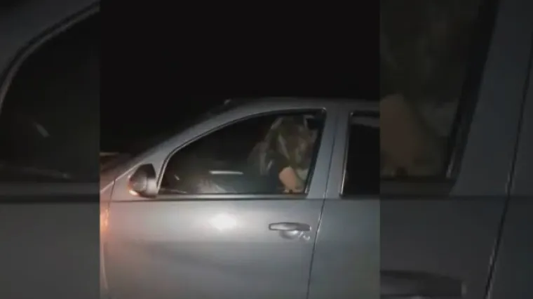 Ljubavnici na adrenalinskom 'tripu': žestoko se poseksali u automobilu dok su jurili 100 km na sat!
