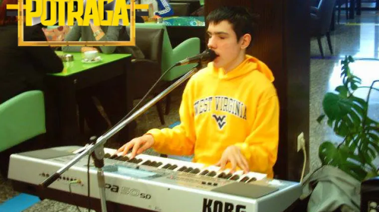 U Potrazi pogledajte kako se Denis Barta, 19-godi&scaron;nji mladić iz Sarajeva, koji je slijep te ima epilepsiju i autizam, liječi glazbom