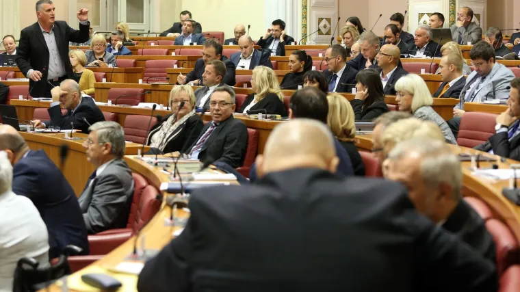 Novi uvjeti za smjenu načelnika, gradonačelnika i župana te raspuštanje predstavničkih tijela