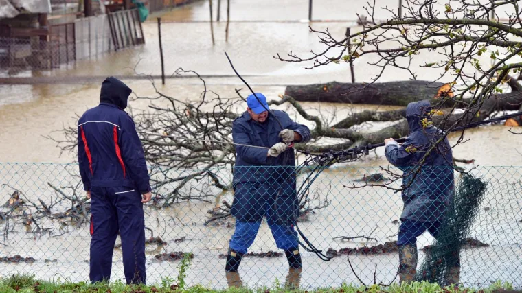 Policija upozorila građane Gorskog kotara: 'Ne izlazite iz kuća!'