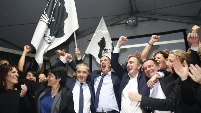 Nadmoćna pobjeda nacionalista na Korzici stavlja francuskog predsjednika Macrona pred izazov