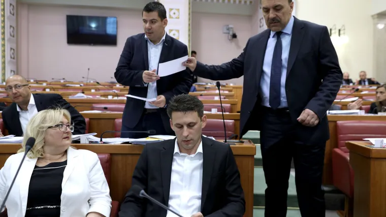 Orepić nakon izlaska iz Mosta o&scaron;tro po svojim dosada&scaron;njim suradnicima