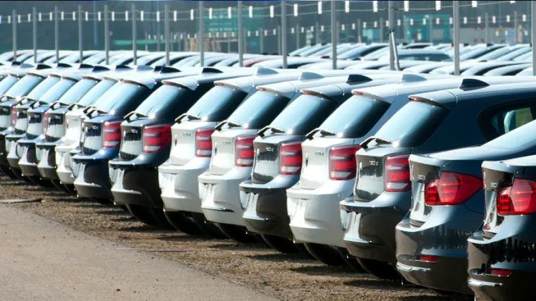 Nakon jučera&scaron;nje Marićeve najave u Direktu istražujemo - koliko će pojeftiniti rabljeni, a koliko novi automobili?