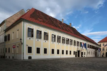 Bivši general JNA priznao srbijanskim medijima: 'Ja sam naredio raketiranje Banskih dvora'