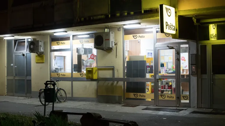 Potez za svaku pohvalu: hrabri 23-godi&scaron;njak svladao naoružanog razbojnika koji je orobio po&scaron;tu