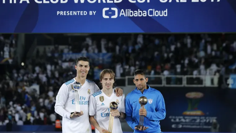 Modrić nakon &scaron;to je progla&scaron;en za najboljeg igrača klupskog SP-a: 'Ovo je najbolja godina u mojoj karijeri'