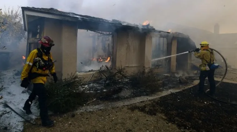 'Ovakvoj vatri nisam nikad svjedočio, a vjetrovi su toliko jaki da vas sru&scaron;e'