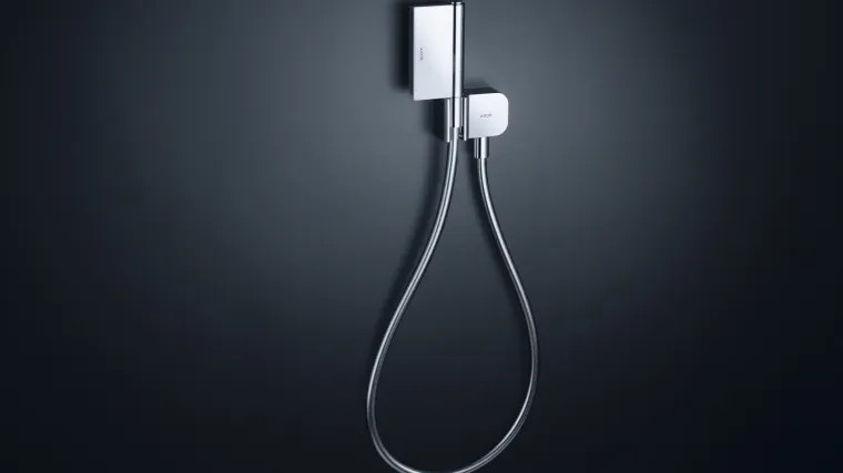 One &ndash; savr&scaron;enstvo redukcije u prostoru tu&scaron;a