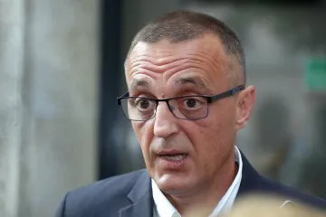 Jakovina napustio SDP, a Bernardiću poručio: 'Članarinu zadrži, trebat će vam za izbore u Zagrebu, ti su ipak najskuplji'