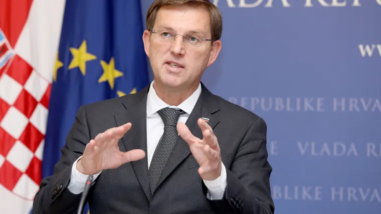 Slovenija traži da EU prisili Hrvatsku na po&scaron;tivanje arbitraže: u Zagreb &scaron;alju dva ugovora