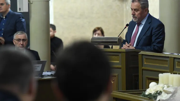 Vječiti optimist Bandić: 'Vjerujem u trodiobu vlasti u Hrvatskoj i svoju nevinost'