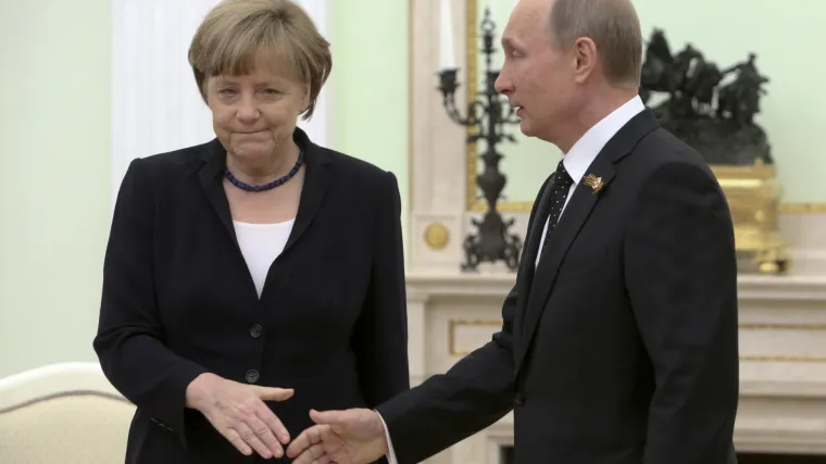 Putin i Merkel poku&scaron;at će vratiti ruske promatrače na istok Ukrajine