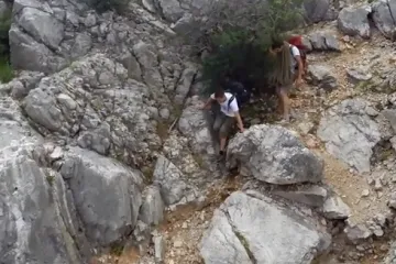 41-godišnjak u okoliš bacio kante s oko 400 litara krutih i tekućih naftnih derivata