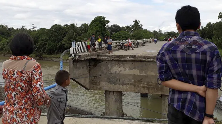 Tajfun Tembin protutnjao Filipinima i ostavio 200 mrtvih, 140 nestalih, 70.000 raseljenih