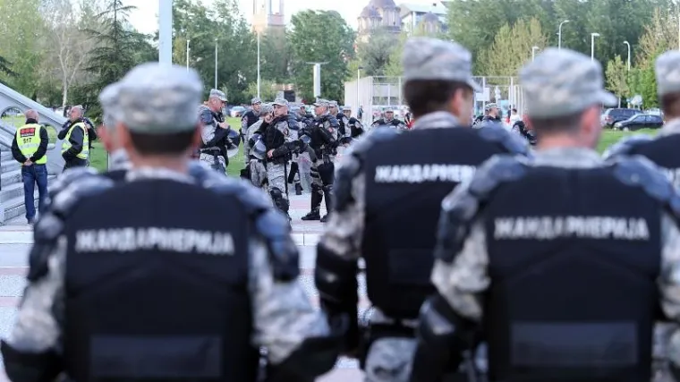 Trojica mladih Hrvata pretučena usred Vojvodine nakon izlaska iz kafića: odmah reagiralo veleposlanstvo RH u Srbiji