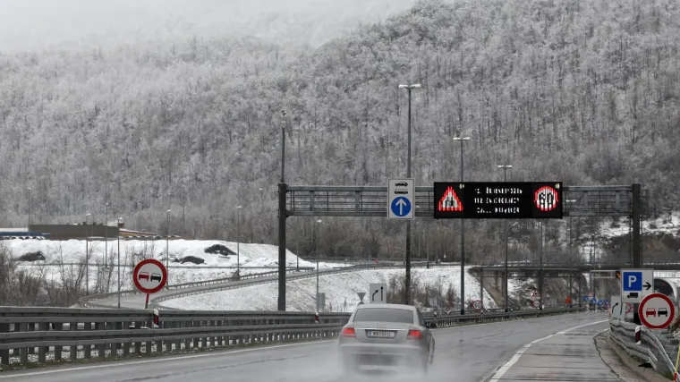 U gorju će biti obilnog snijega, ponegdje će se zabijeliti nizine