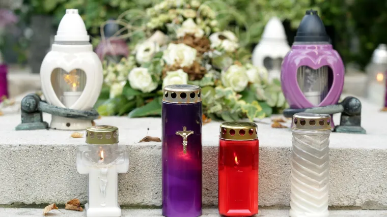 Građani godinama otplaćivali grobnice... Sada nema ni grobnica, ali ni novca