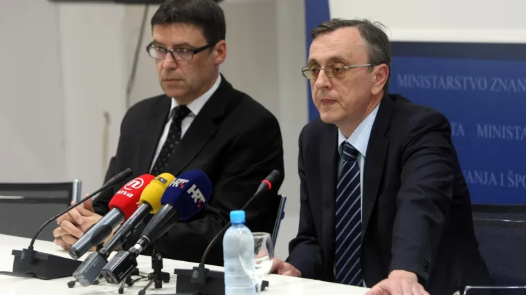 &Scaron;teta se broji u milijunima: optužnica protiv &scaron;efa centra koji provodi državnu maturu, sa studentima sklapali fiktivne ugovore