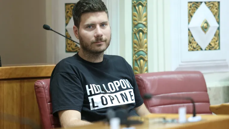 Pernar objasnio za&scaron;to je iza&scaron;ao iz HDZ-a: 'Shvatio sam da nije moguće krasti i živjeti u vječnosti s Isusom'