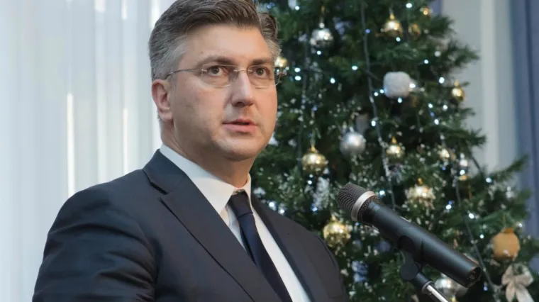 Nahvalio rad svoje Vlade i najavio reforme u 2018. godini