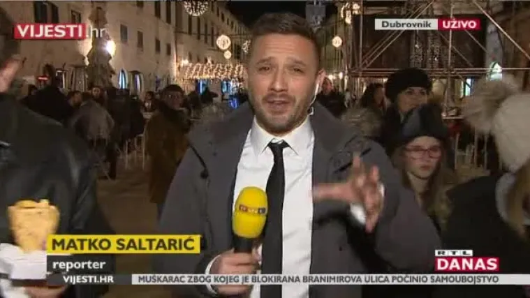 Doček na Stradunu uz najskupljeg izvođača; pripreme za osječko slavlje započele u tramvaju