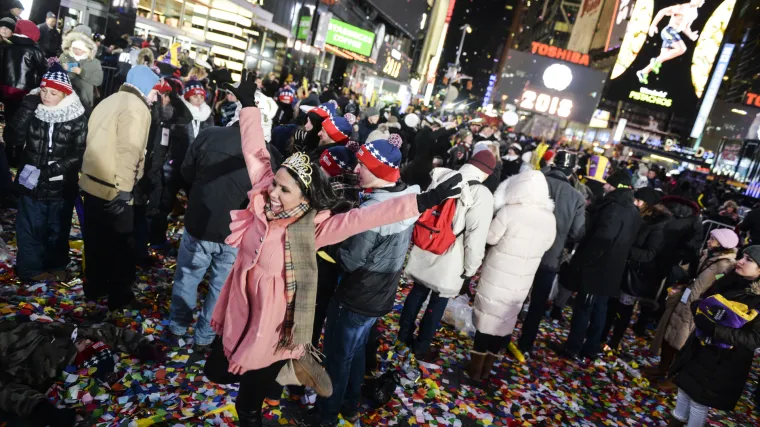 Vatrometima i bez vijesti o terorističkim napadima svijet zakoračio u 2018.