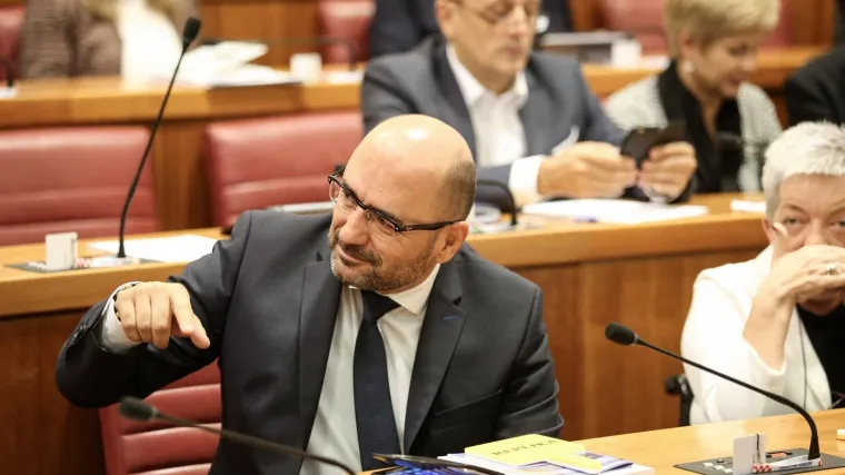 Brkić čestitao građanima Novu godinu i poručio: 'U proteklih 28 godina samostalnosti smo previ&scaron;e grije&scaron;ili'