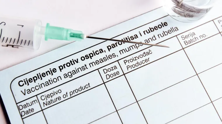 Zbog djelatnika zaraženog ospicama u rodili&scaron;tu ugroženo 54 bebe