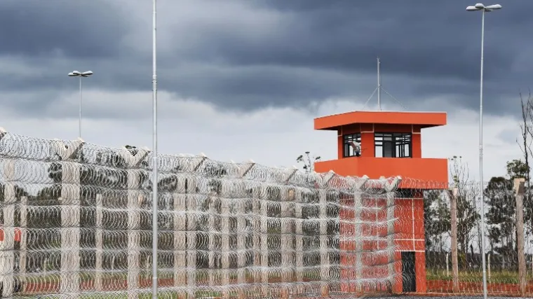 106 robija&scaron;a u bijegu, devet ih je mrtvih, jednog su na&scaron;li bez glave