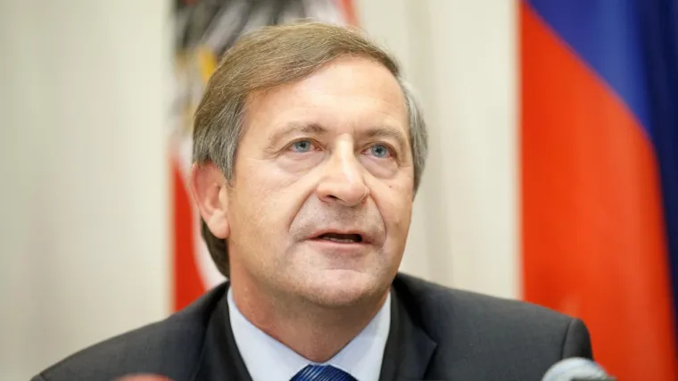 Erjavec: 'Imamo evidenciju, hrvatskim ribarima naplaćivat ćemo kazne'