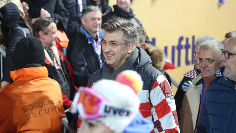 Plenković ponovio da Toma&scaron;ević mora otići, Milinovićeva ostavka zbog 'predimenzioniranog imenovanja'