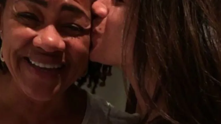 Meghan Markle želi da ju pred oltar odvede ni manje ni vi&scaron;e nego majka: Evo za&scaron;to tu čast neće imati njezin otac