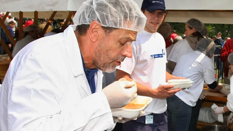 Bandić ne popu&scaron;ta zahtjevima sindikata Holdinga: na&scaron;eg reportera nazvao sindikalistom, ispitivao ga kolika mu je plaća te je li dobio božićnicu